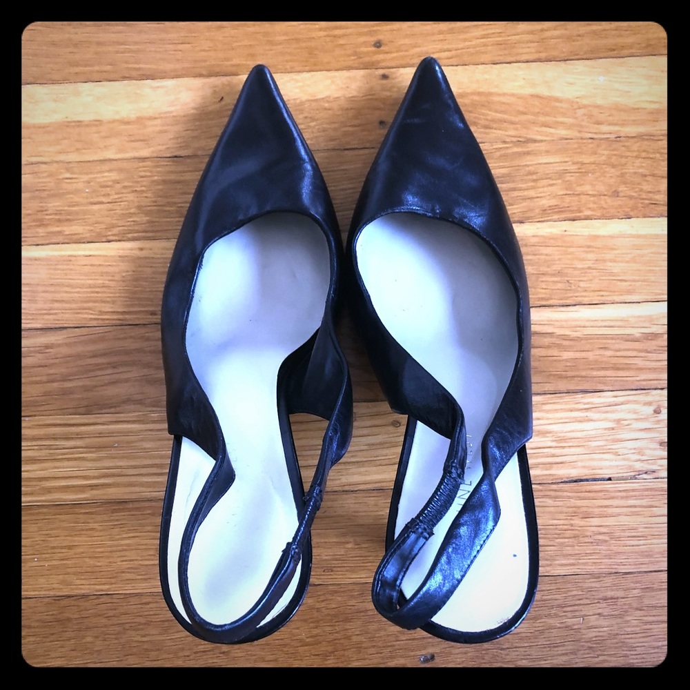 Nine West (NW) black pumps perfect for work 🖤
